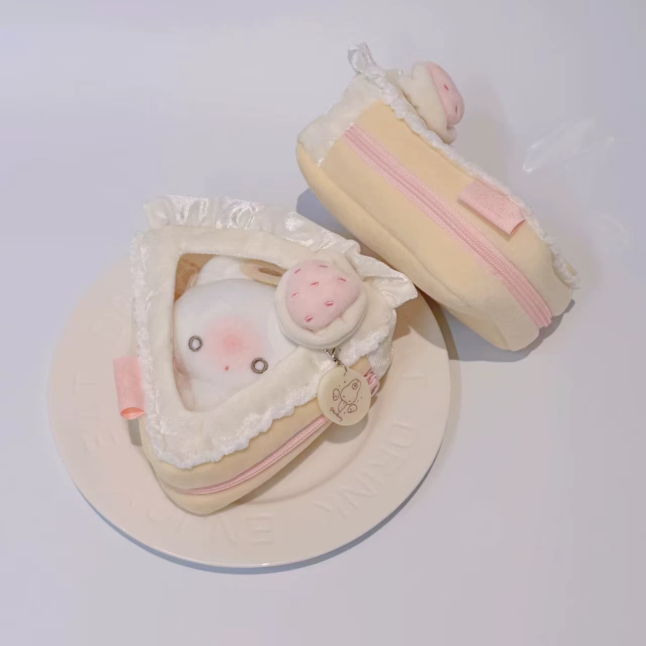Cute white strawberry cake baby bag 10cm cotton doll plush doll storage baby bag back bag pendant decoration