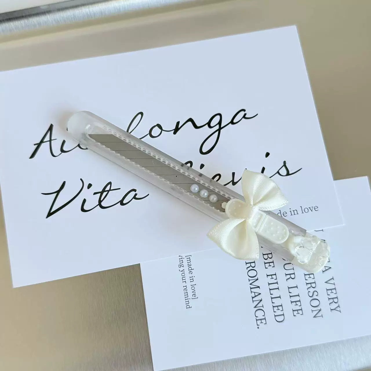 Clover Bow Craft Scissors